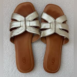 UGG Women's Metallic Gold Teague Sandals